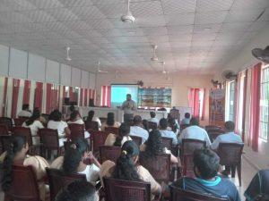 Awareness on Cyber Safety – At Divisional Secretariat, Horowpothana (2)