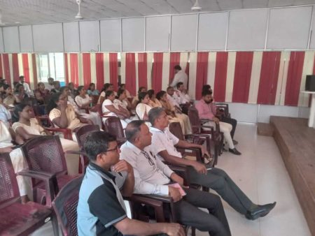 Awareness on Cyber Safety – At Divisional Secretariat, Horowpothana (3)
