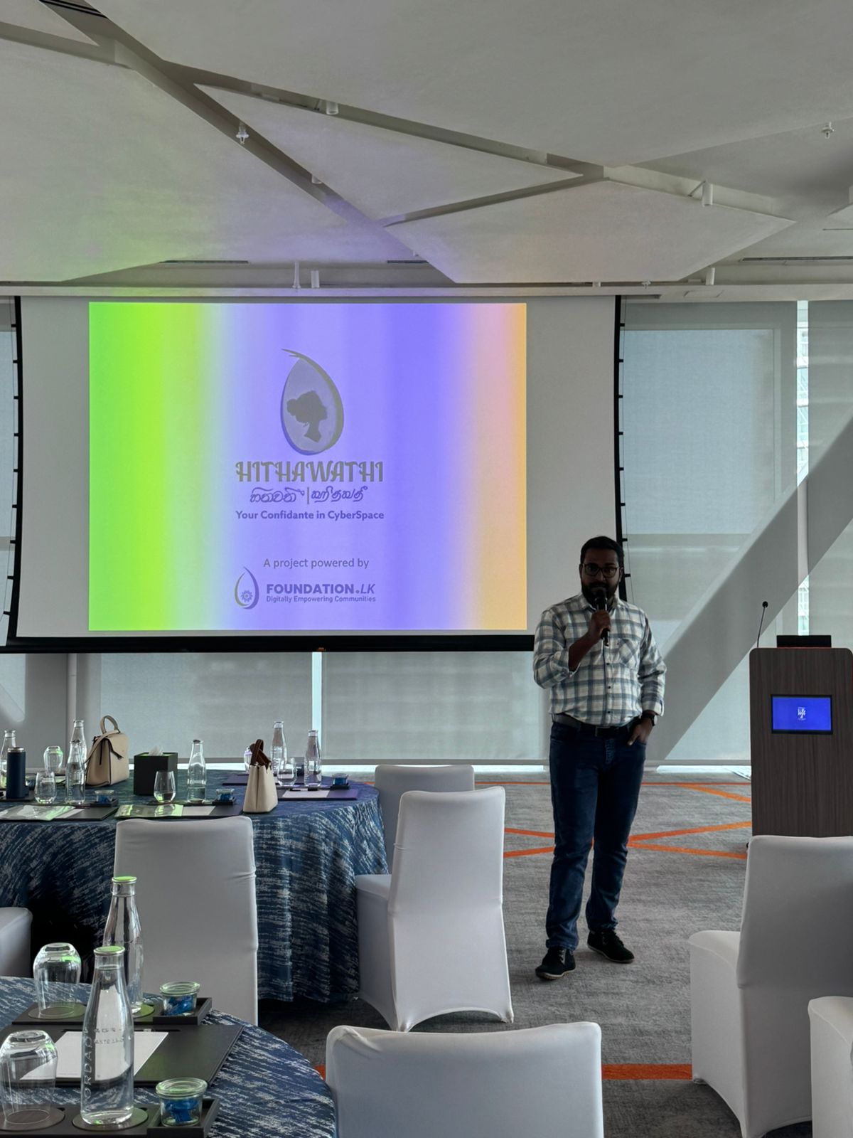 Hithawathi Awareness on ‘Mental Stability & Safe Responses to Cyber threats’ for University Students (1)