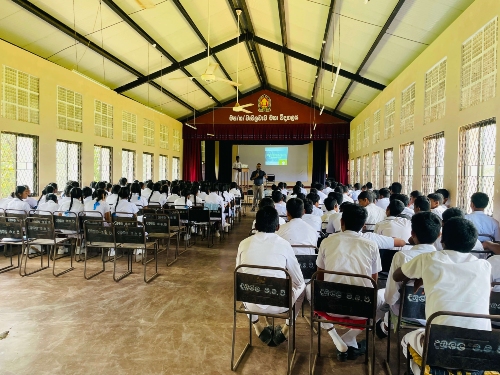 Cyber Safety Awareness through ‘Hithawathi Teens Hub’ – At Wewalawewa Maha Vidyalaya, (2)